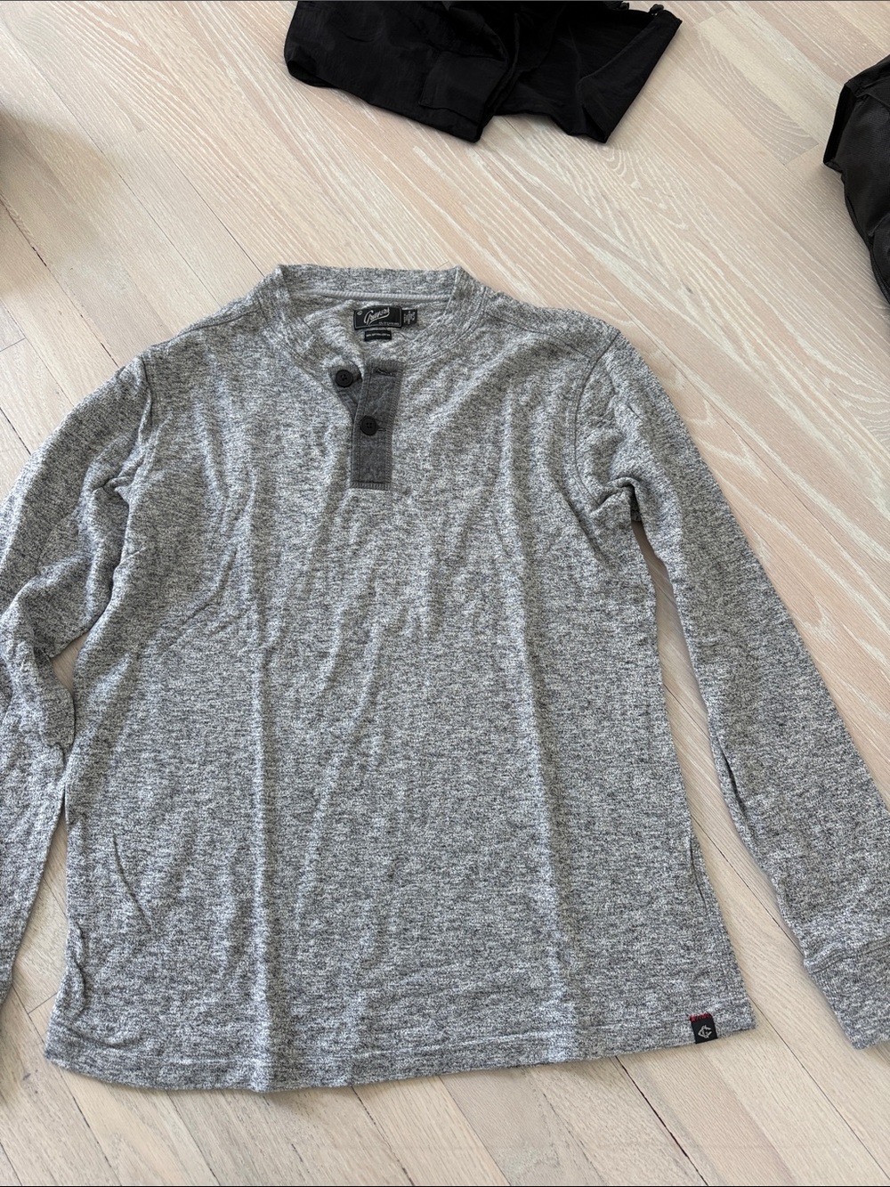 Grayers Gray Long-Sleeve Henley Shirt